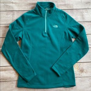 North face sweater